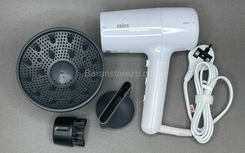 سشوار براون مدل HD226SDE با قدرت 2200 وات 1 تصویر سشوار براون مدل hd226sde با سری متمرکز کننده و سری دیفیوزر و برس تمیز کننده